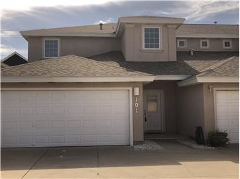 Primary listing photos for listing ID 565953