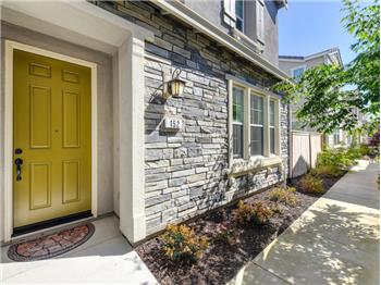 Primary listing photos for listing ID 539643