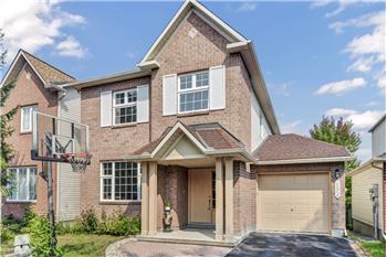 152 Flamborough Walk, Kanata, ON