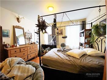 Primary listing photos for listing ID 590943