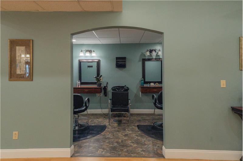 Private salon Room 1