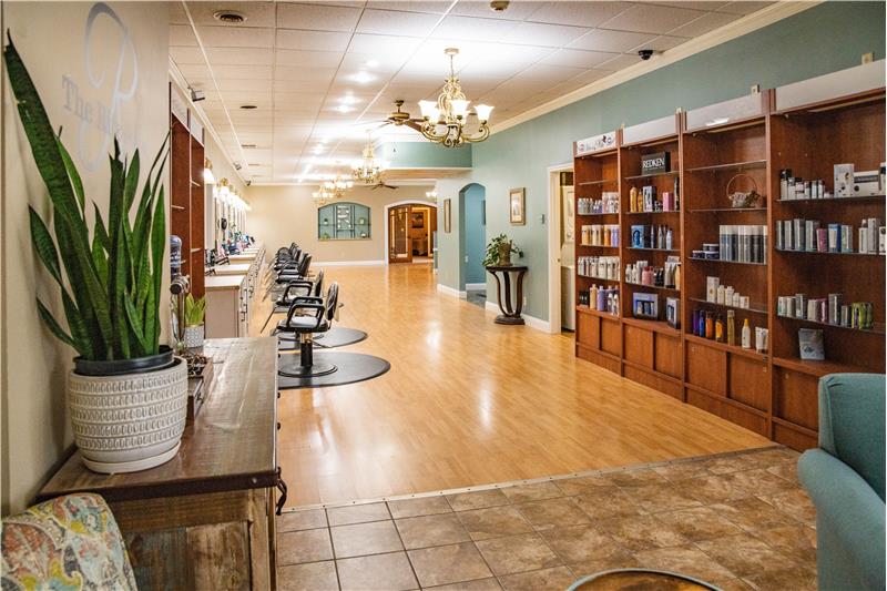 Salon area