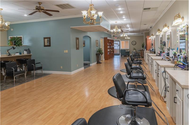 Open salon area