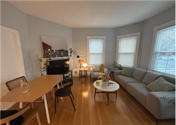 Primary listing photos for listing ID 637975