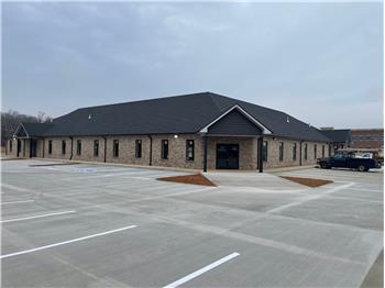 Primary listing photos for listing ID 639899