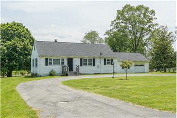 Primary listing photos for listing ID 570063