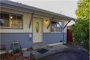 157 W North Street, Woodland, CA