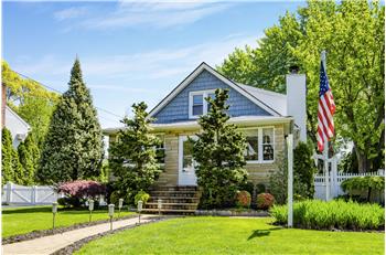 Primary listing photos for listing ID 541816