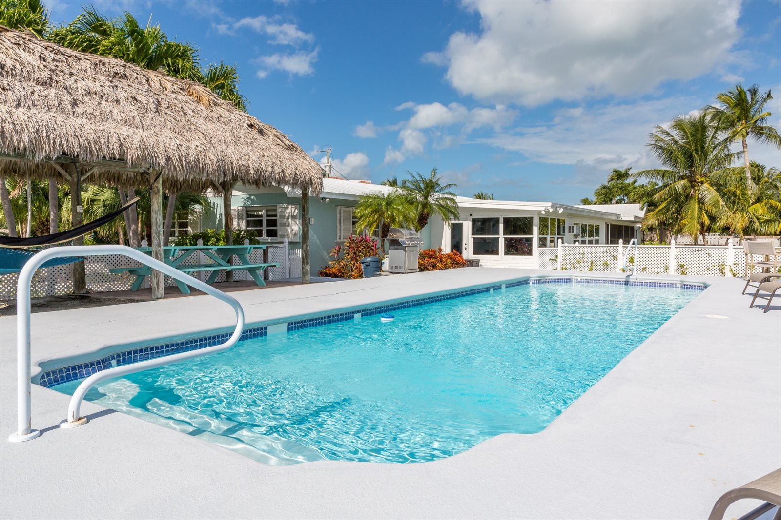 16 Avenue F "Refuge on the Reef", Marathon, FL 33050 By Coco Plum Real