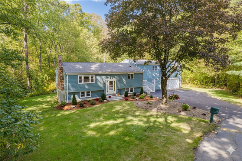 Aerial photo of 16 Park Lane in Norton, MA