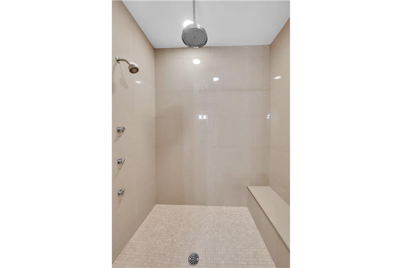 
                            Property Image 67