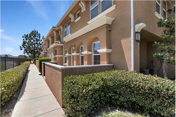 1618 Heywood St., Unit E, Simi Valley, CA