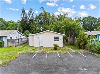 1633 NE 32nd St 1-2, Fort Lauderdale, FL