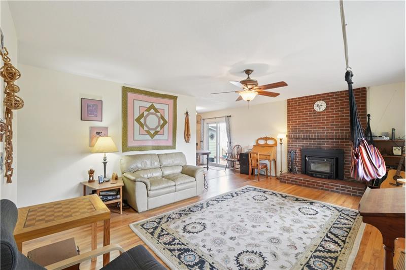 Note wood-burning fireplace