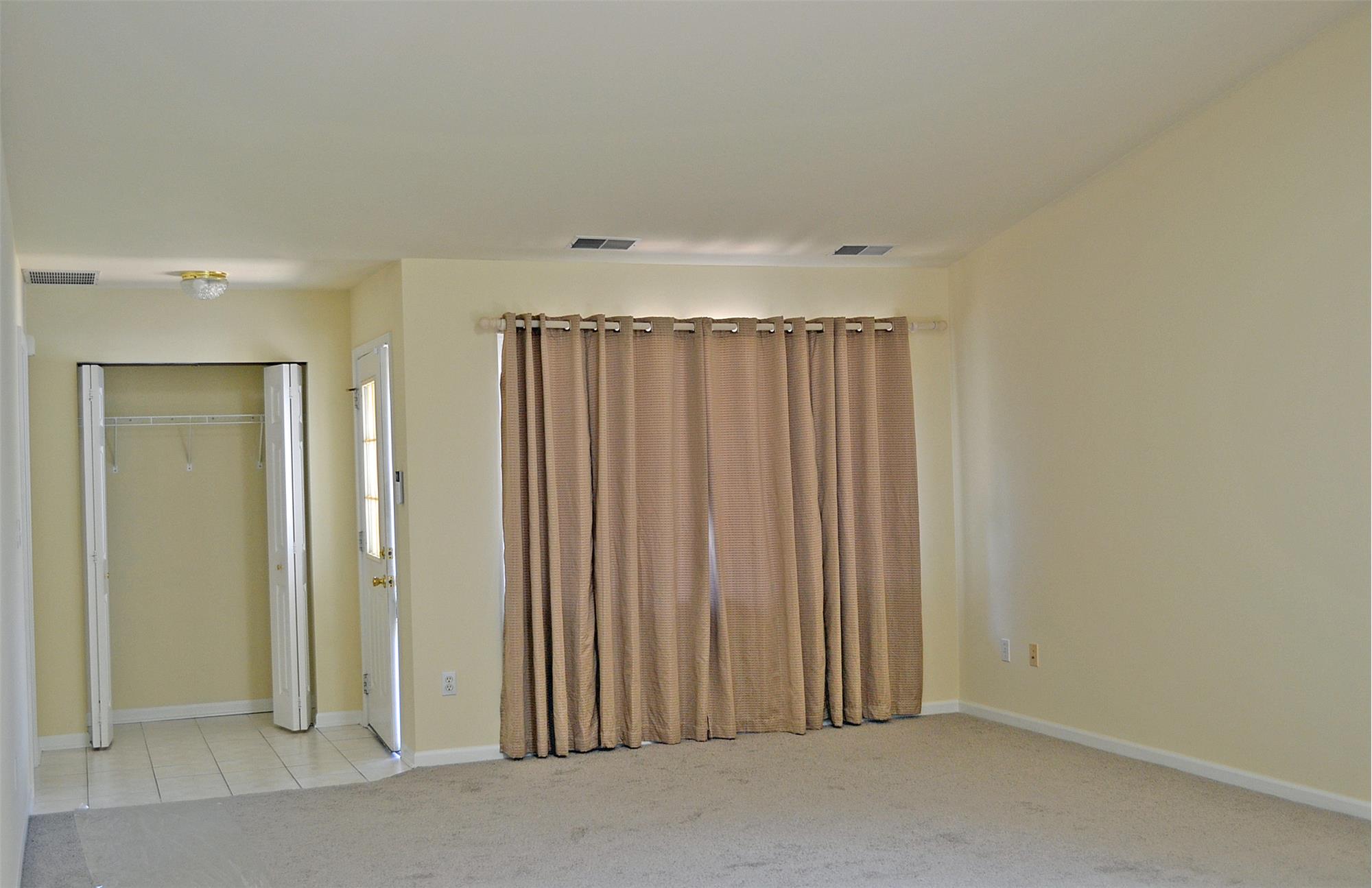 https://realbird.blob.core.windows.net/rb-photos/1658-evergreen-avenue-crown-point-in-46307_A9E3C7A1_641578_638871664686878236_80x60.jpg