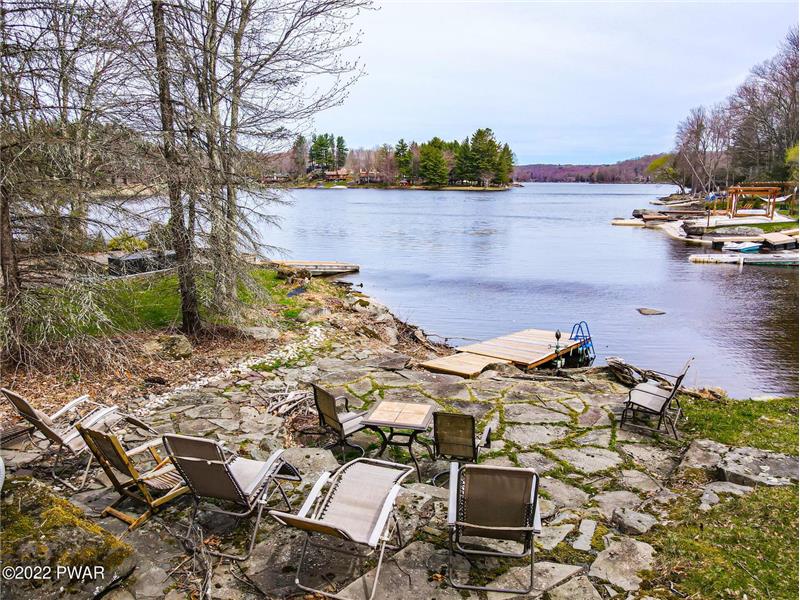 Lakefront on Roamingwood Lake