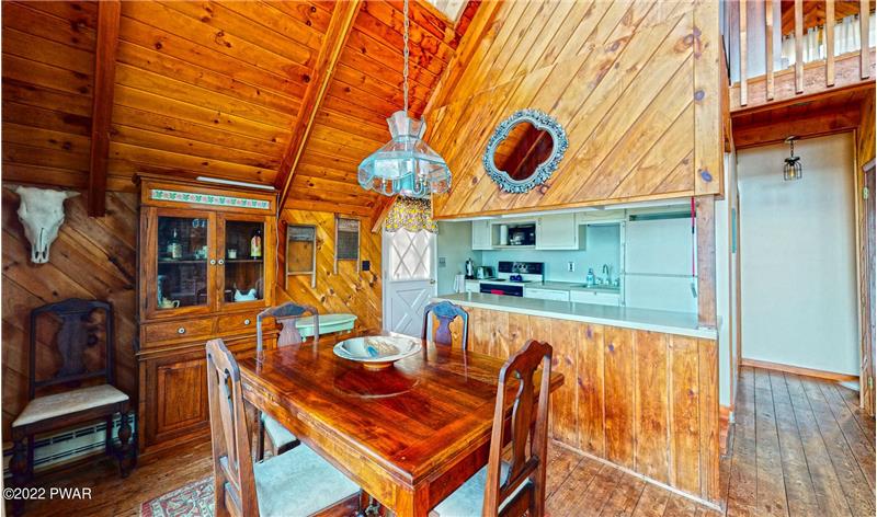 Dining Area to Kitchen