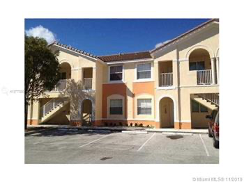 Primary listing photos for listing ID 558236