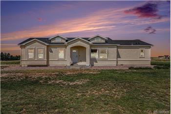 Primary listing photos for listing ID 642401