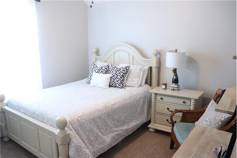 Great upstairs bedroom! Large enough for a queen sized bed and desk!
