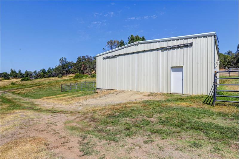 2400 Sq Ft Shop Building