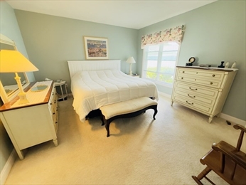 1st Floor Main Bedroom
