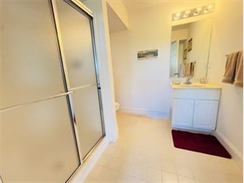 Lower Level Full Bath