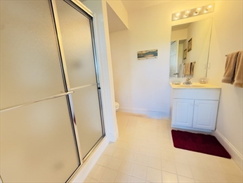 Lower Level Full Bath