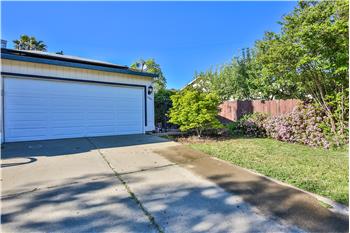 Primary listing photos for listing ID 539241