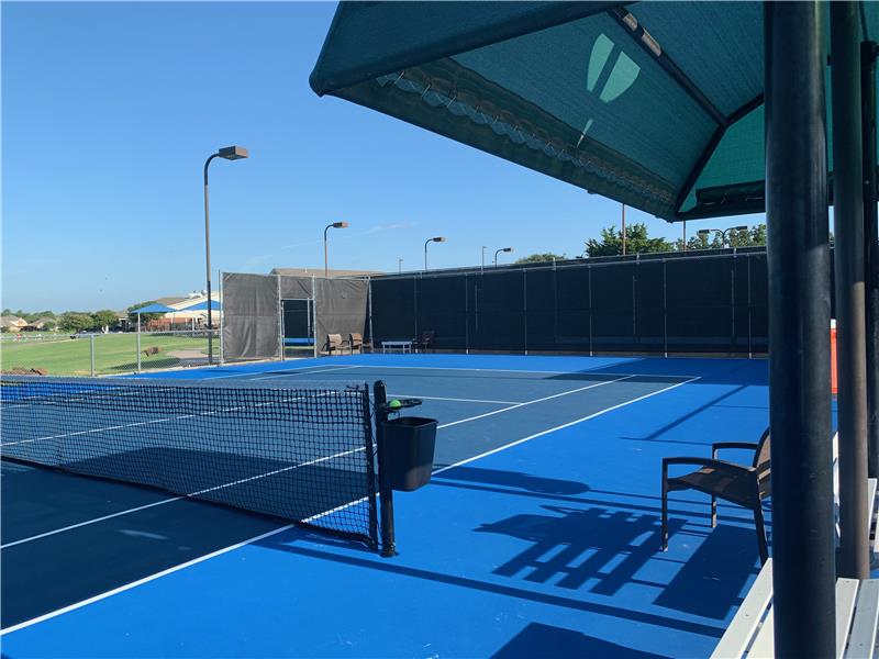 Play tennis and enjoy the golf course view