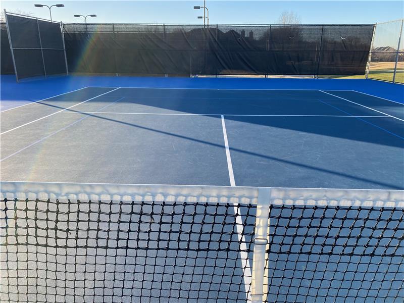 Get up early to hit the courts