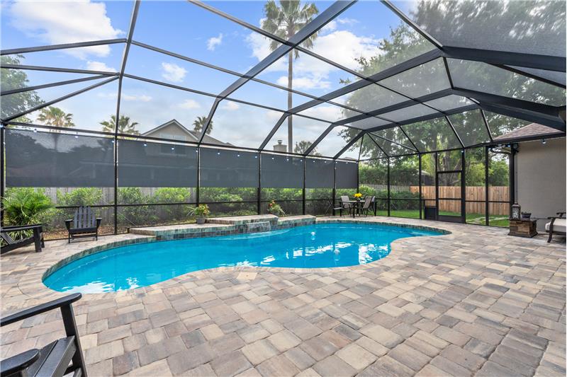 WOW Saltwater Pool with Waterfall...Entertain To Your Hearts Desire