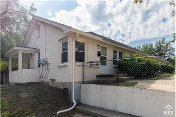 Primary listing photos for listing ID 643084