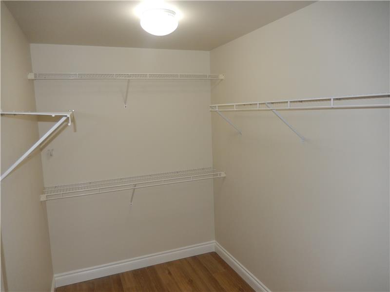 Walk-in closet