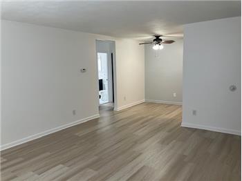 Primary listing photos for listing ID 648539