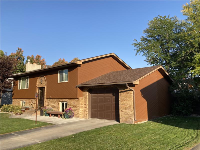 Property pictures of 1726 Crest Way, Worland, WY 82401, USA Worland, WY real estate