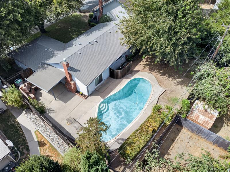 
                            Property Image 60