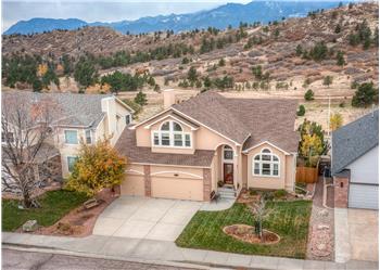 1735 Smoke Ridge Dr, Colorado Springs, CO