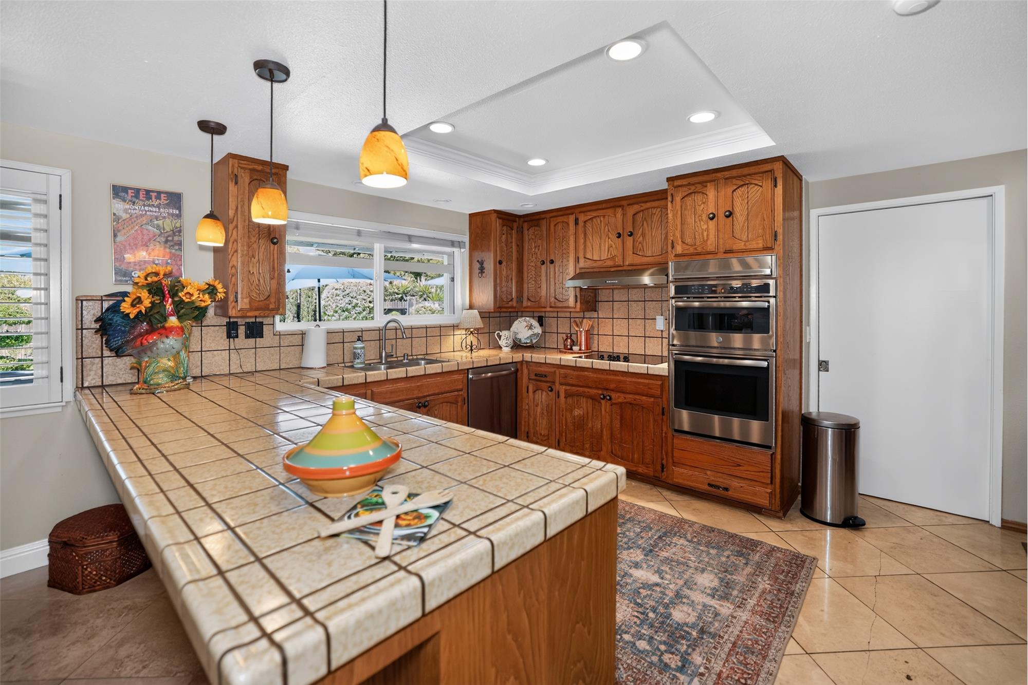 https://realbird.blob.core.windows.net/rb-photos/1742-woodside-drive-woodland-ca-95695_F3B9B8D5_652812_639222543188161942_80x60.jpg