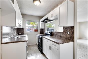 Primary listing photos for listing ID 640879