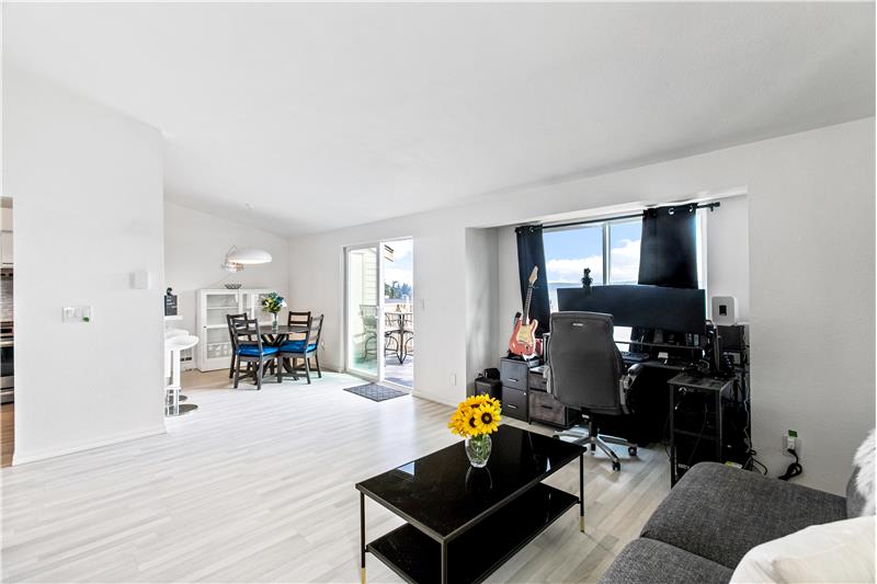 A separate dining area allows you to enjoy the views at every meal.