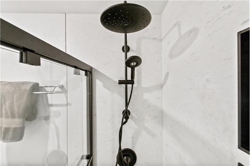 The duo/combo shower head.