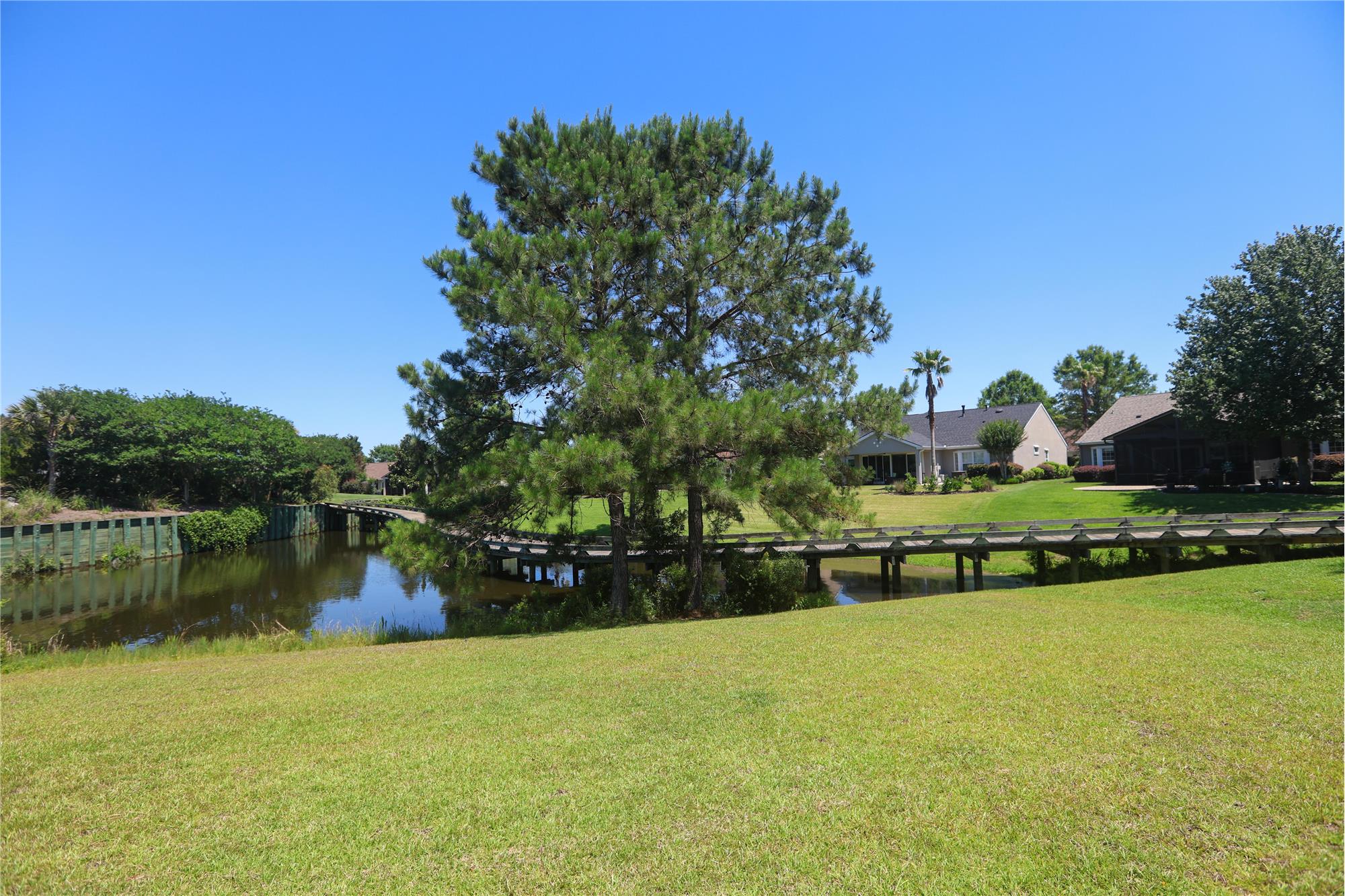 https://realbird.blob.core.windows.net/rb-photos/18-murray-hill-drive-bluffton-sc-29909_G3E3N2T3_648448_639164933655290394_80x60.jpg