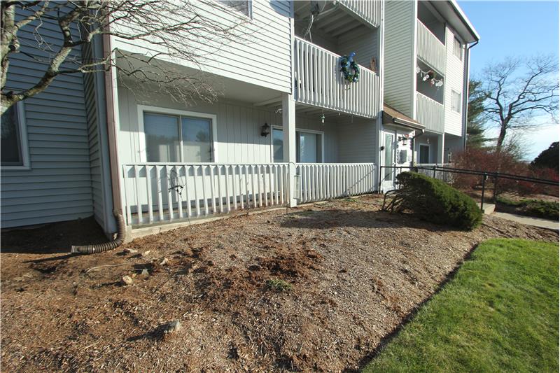 1801 Franklin Crossing Rd - Ext Patio