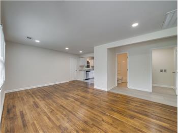 Primary listing photos for listing ID 648602