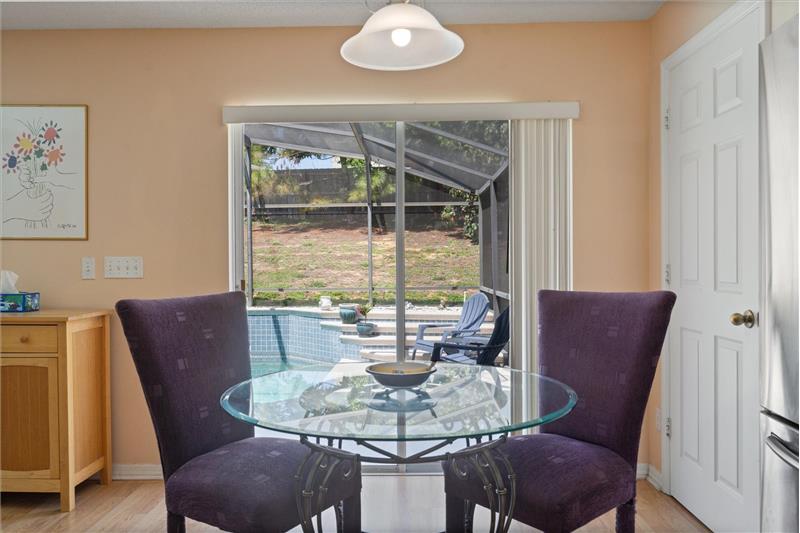 Eat In Kitchen Breakfast Nook
