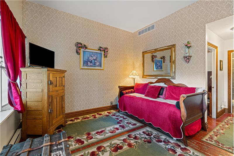 
                            Property Image 27