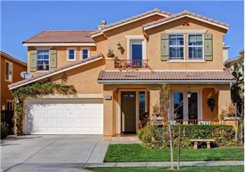 Primary listing photos for listing ID 526483