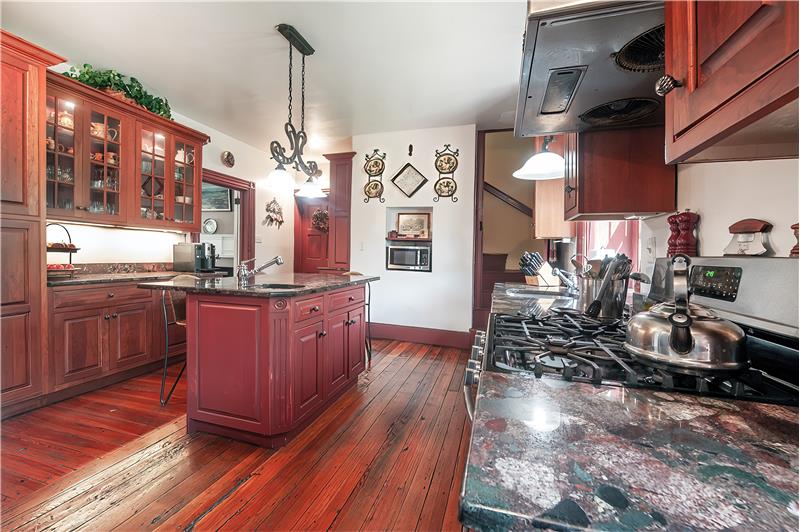 1900 Valley Forge Road Kitchen