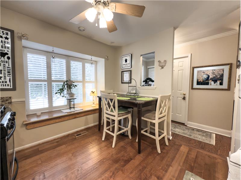 1914 Yorktown South - Kitchen